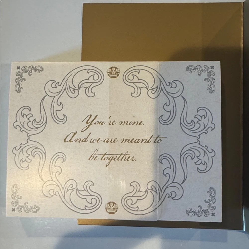 Insights Outlander Deluxe Note Cards Cream and Gold Stationery Set